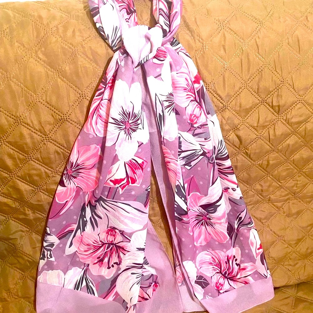 New Design European style pink Scarf .